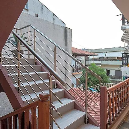 Stavros Compass Hotel *