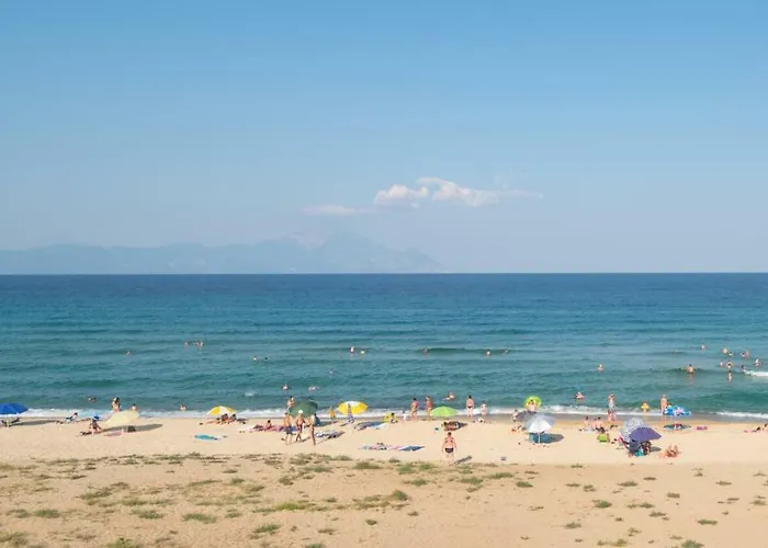 Stavros Compass Hotel *